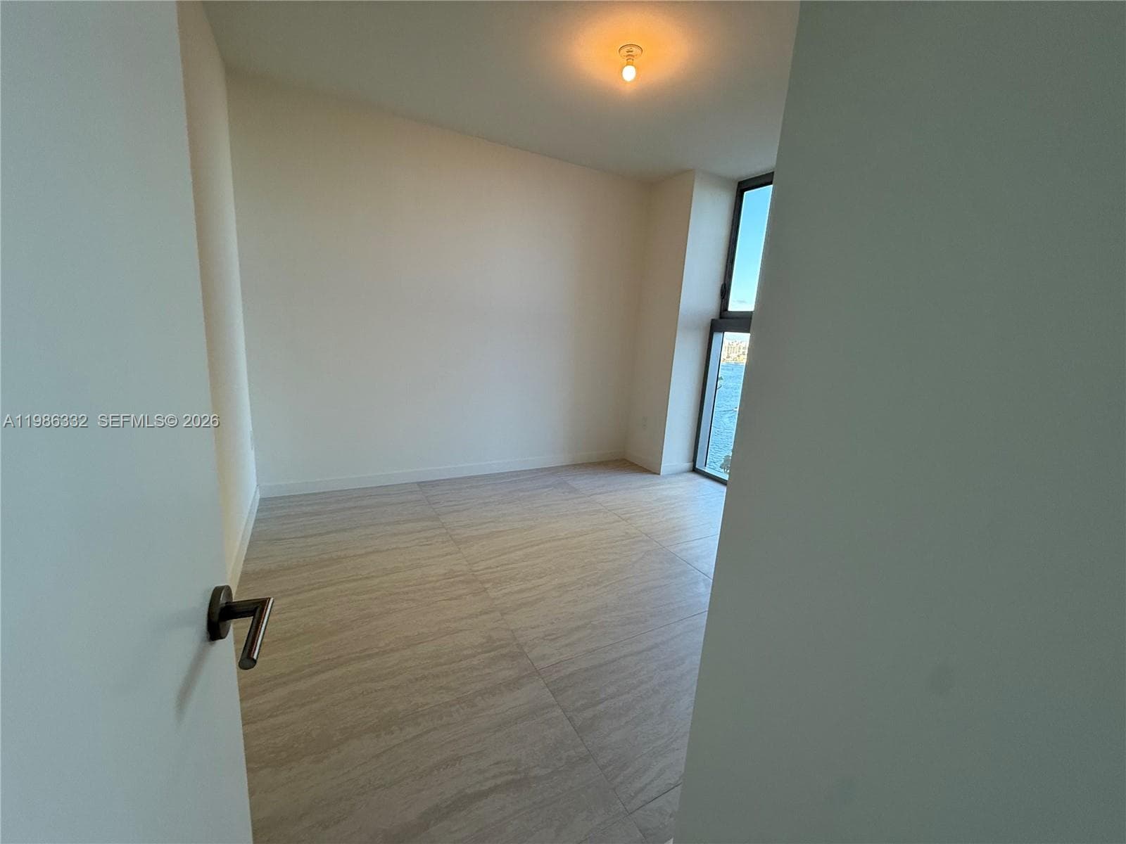 77 SE 5 St # 2015, Miami FL 33131 — 14