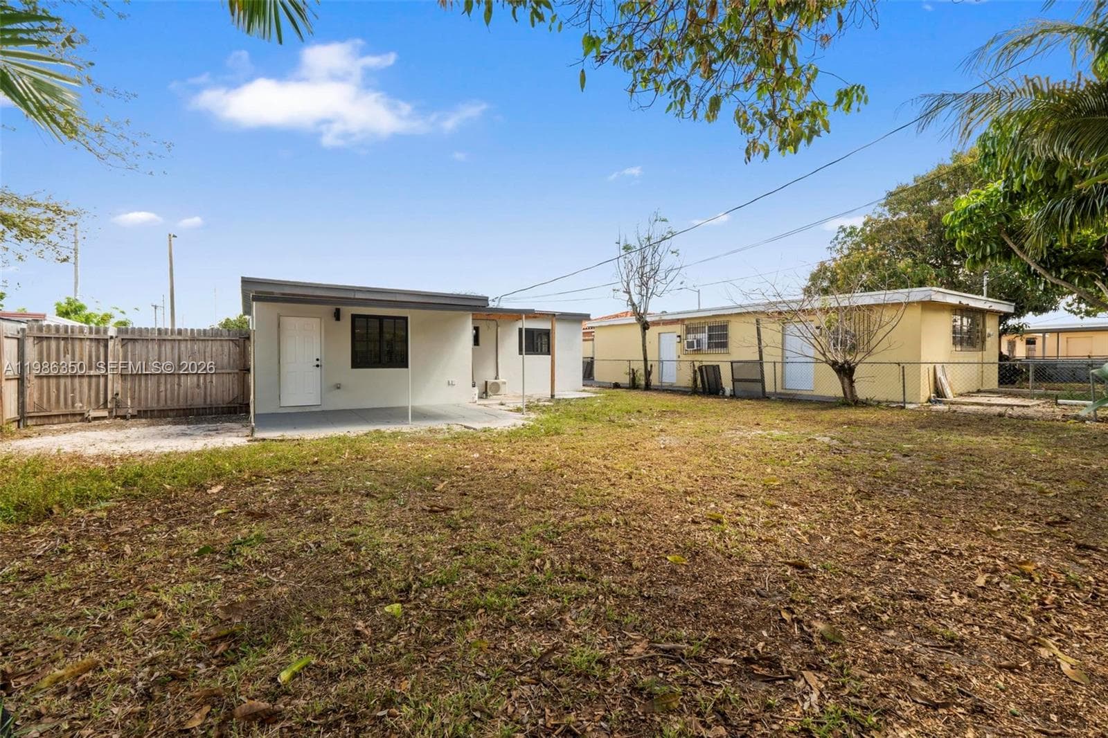 1060 NW 35th Ct # 1060, Miami FL 33125 — 10