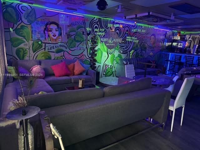North Miami Beach, FL — 11
