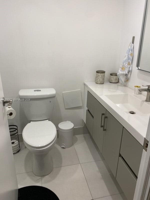 5401 Collins Ave # 320, Miami Beach FL 33140 — 36