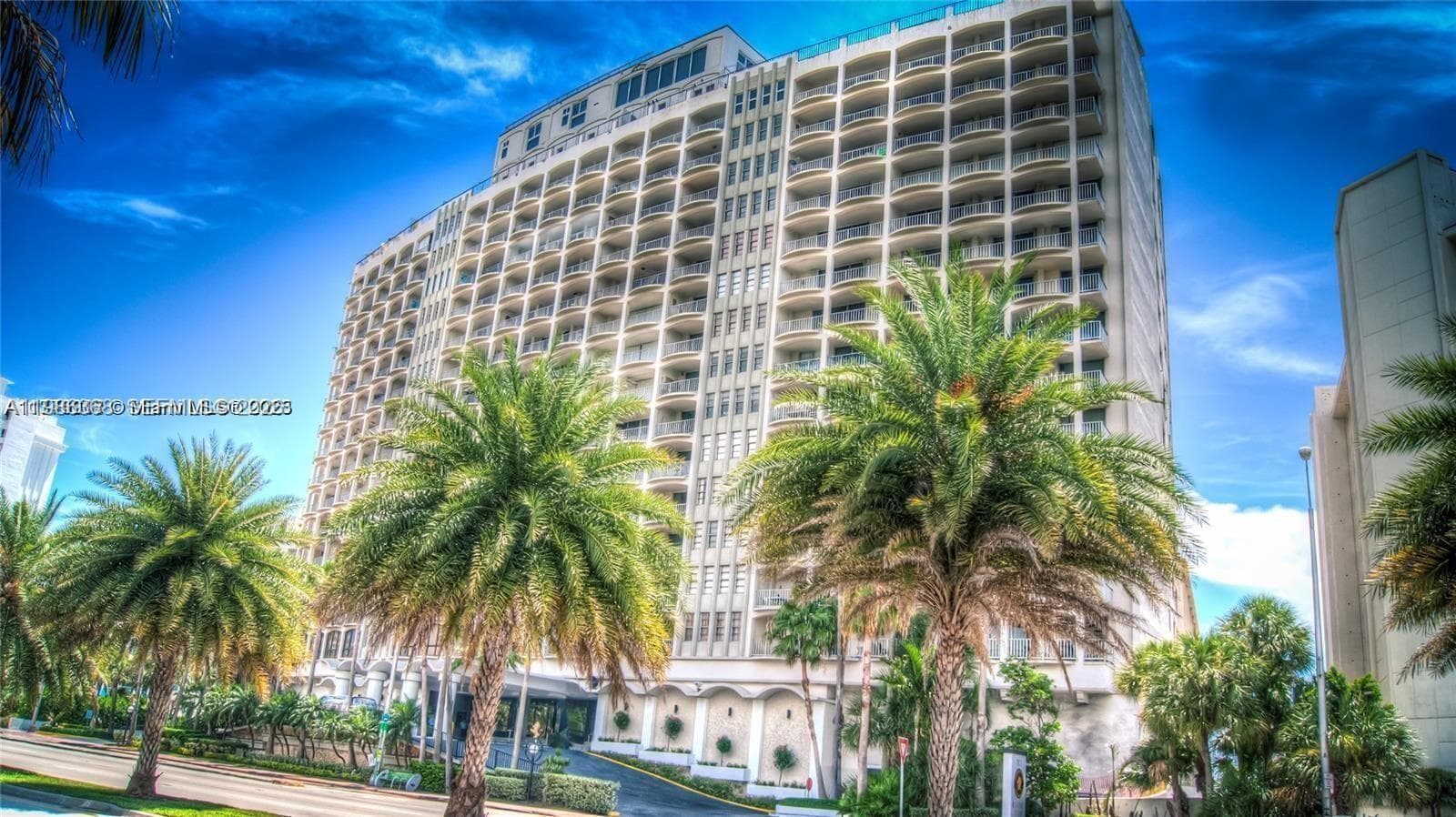 5401 Collins Ave # 320, Miami Beach FL 33140 — 1