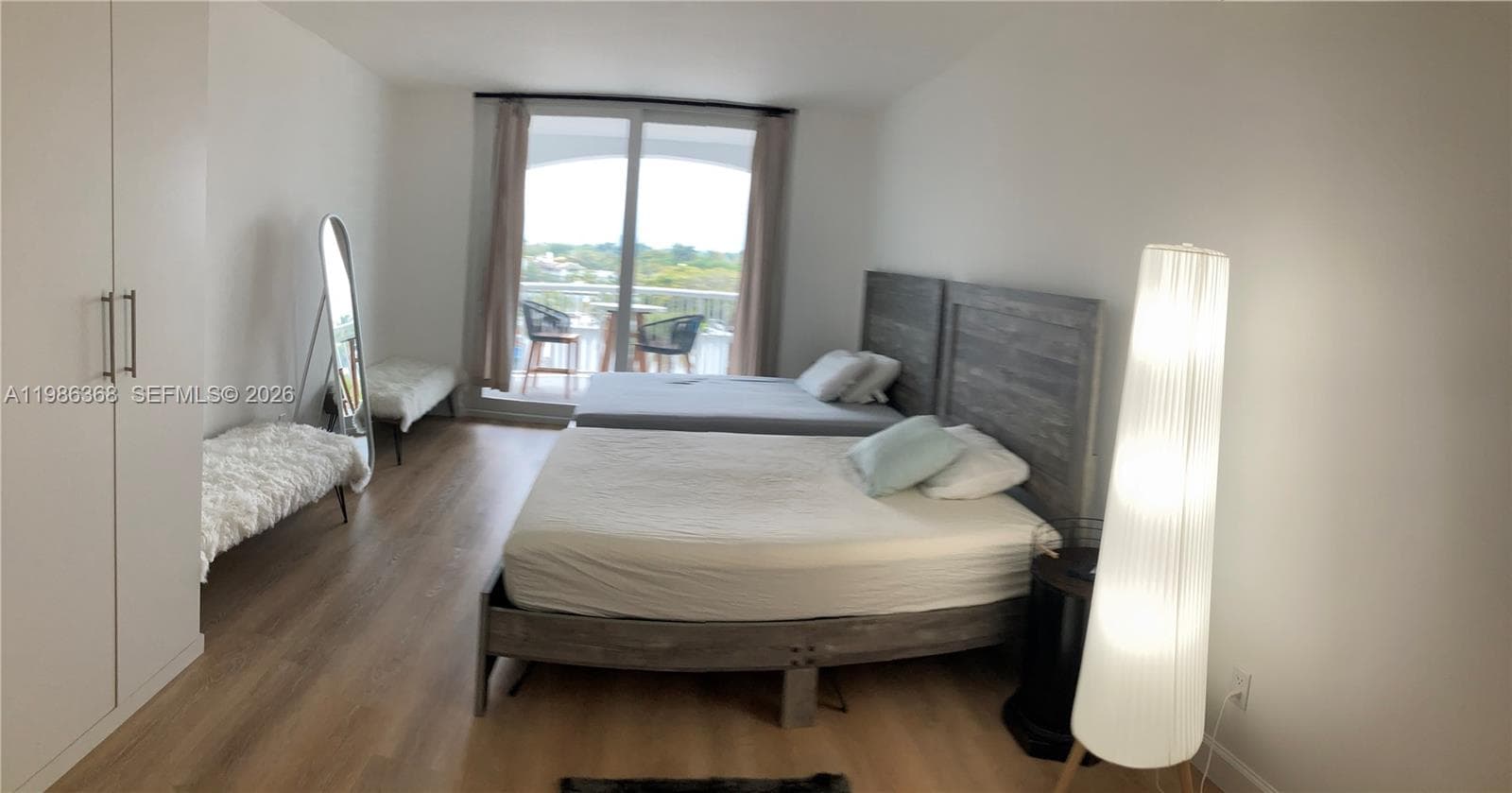 5401 Collins Ave # 320, Miami Beach FL 33140 — 28