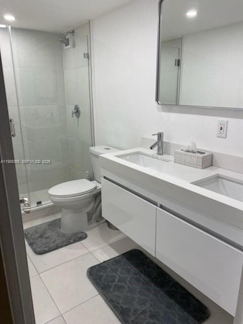 5401 Collins Ave # 320, Miami Beach FL 33140 — 34