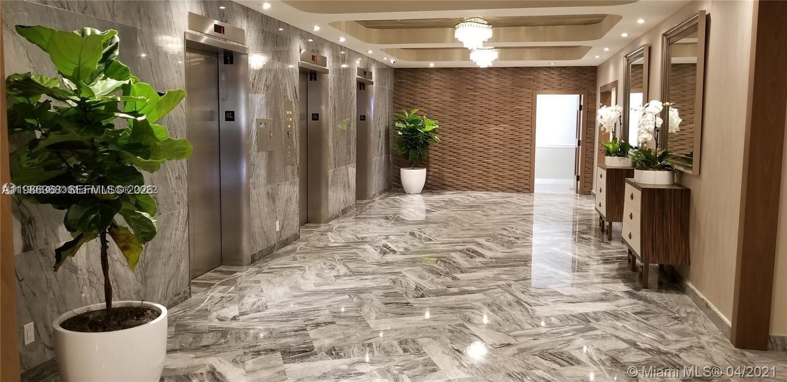5401 Collins Ave # 320, Miami Beach FL 33140 — 15
