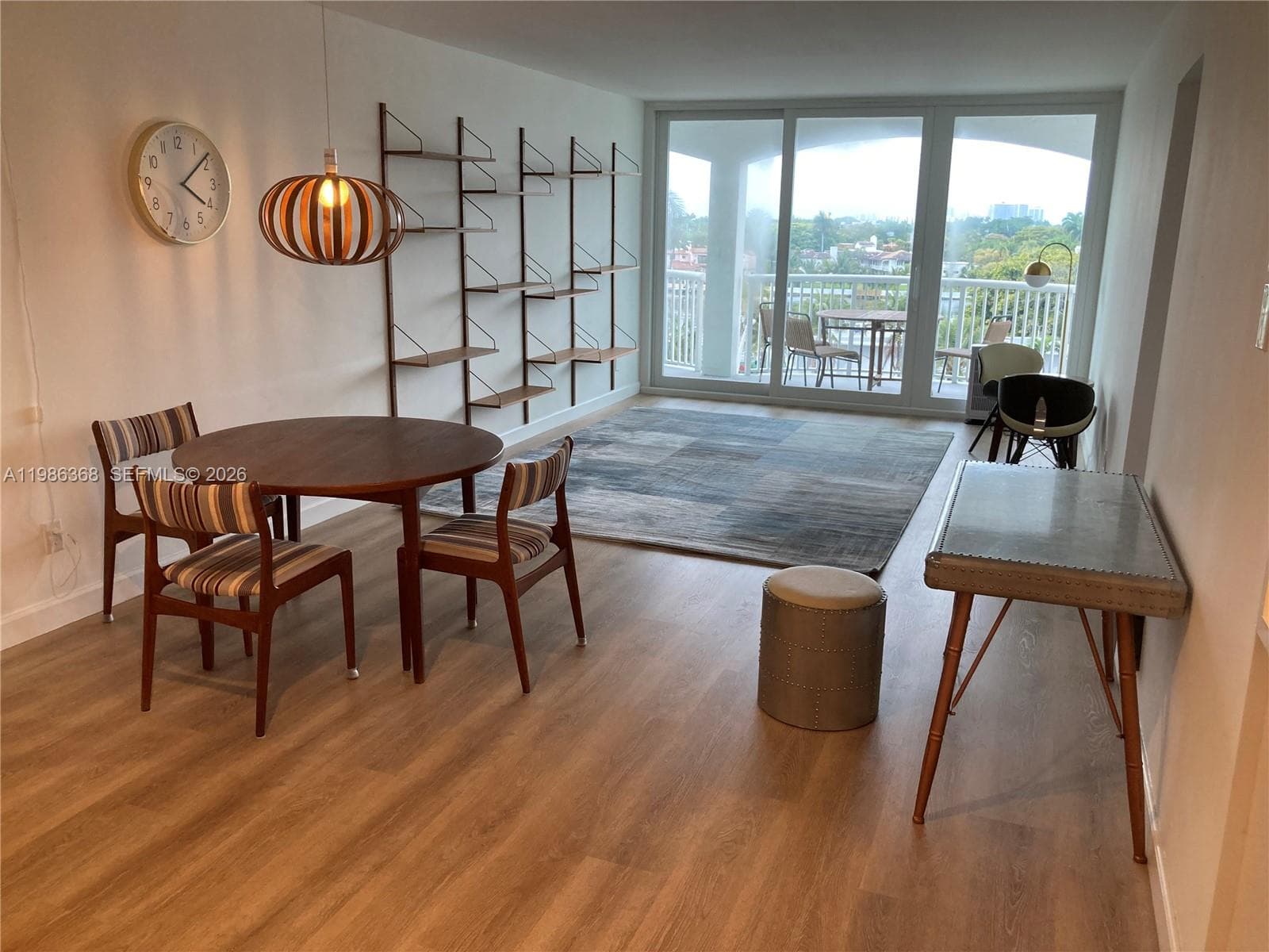 5401 Collins Ave # 320, Miami Beach FL 33140 — 44