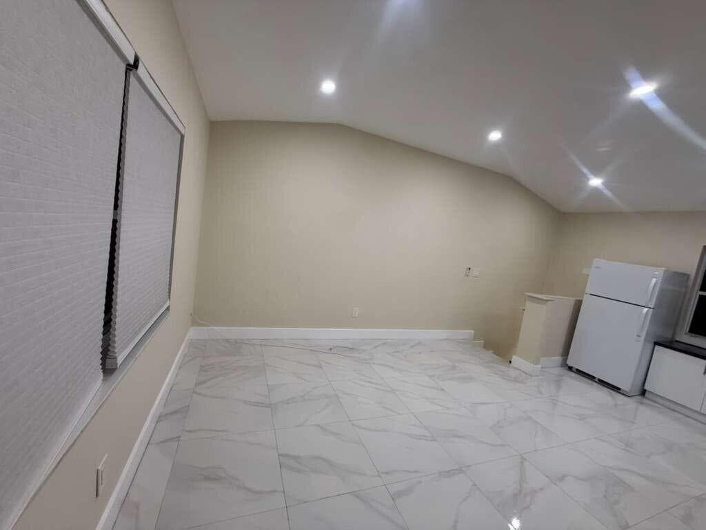 3373 SW 7th Street, Miami FL 33135 — 16