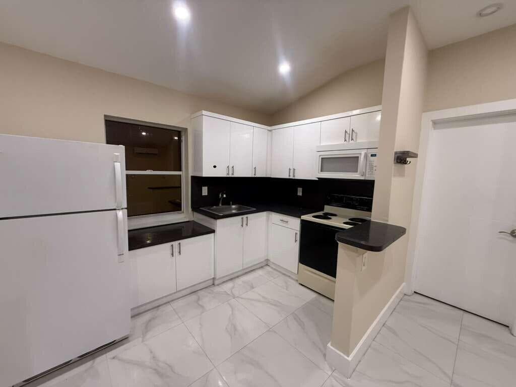 3373 SW 7th Street, Miami FL 33135 — 5