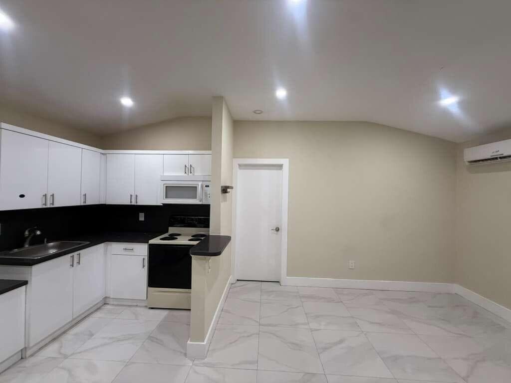 3373 SW 7th Street, Miami FL 33135 — 20