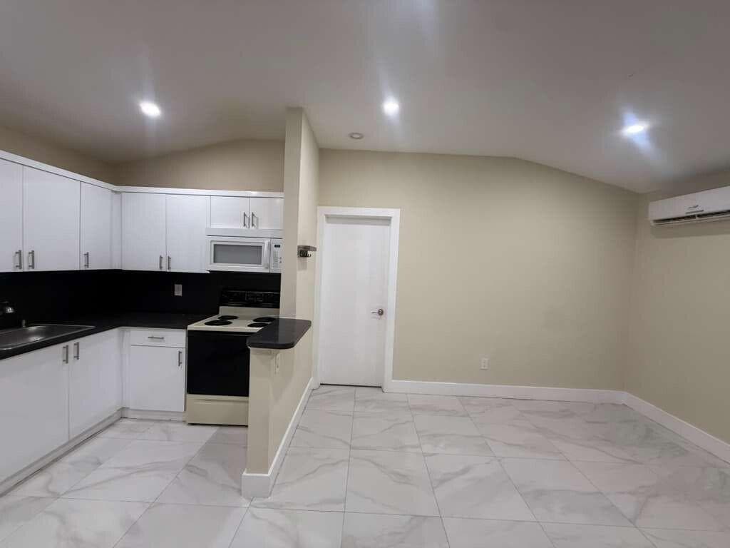3373 SW 7th Street, Miami FL 33135 — 10