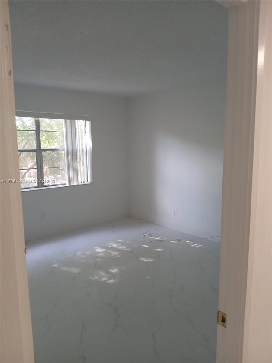 8405 NW 8th St # 311, Miami FL 33126 — 5