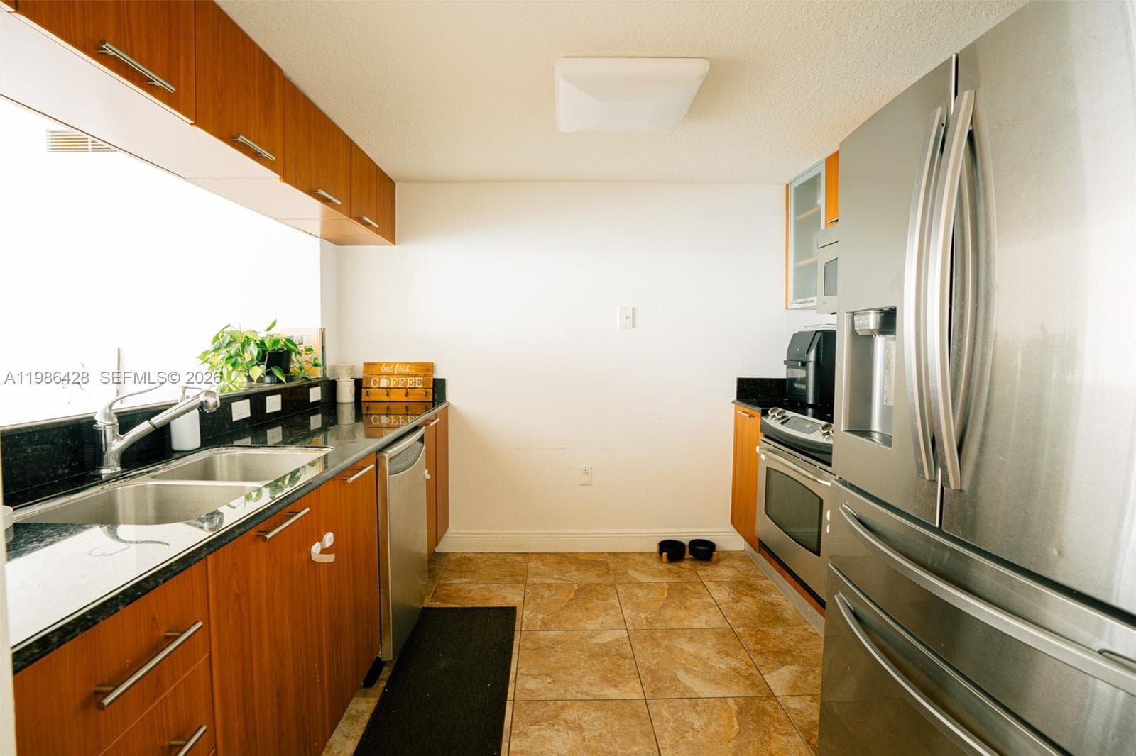 1800 N Bayshore Dr # 1412, Miami FL 33132 — 10