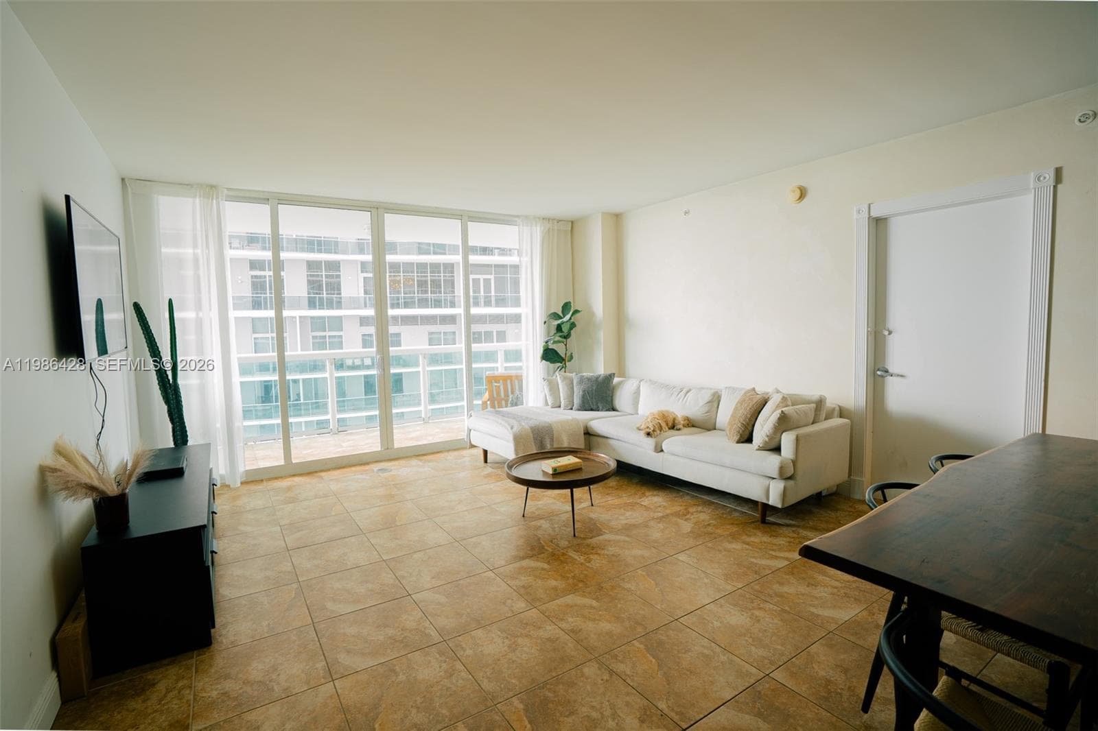 1800 N Bayshore Dr # 1412, Miami FL 33132 — 4