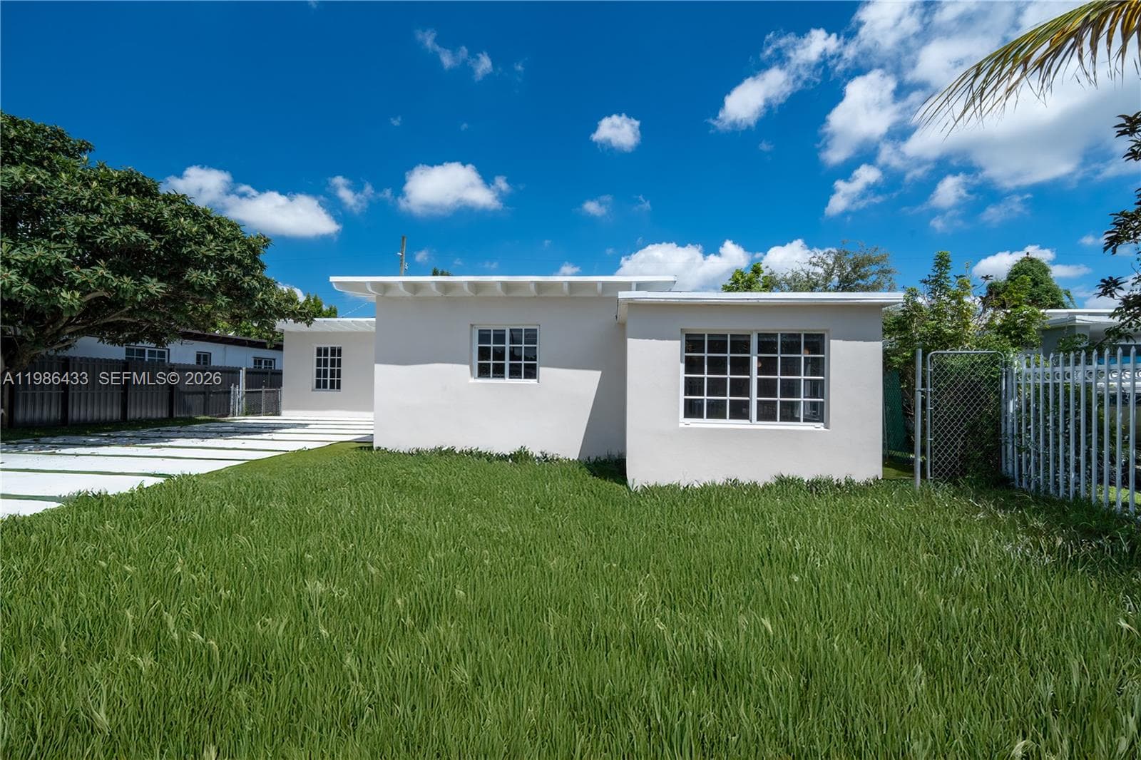 323 NW 104th Ter, Miami FL 33150 — 2