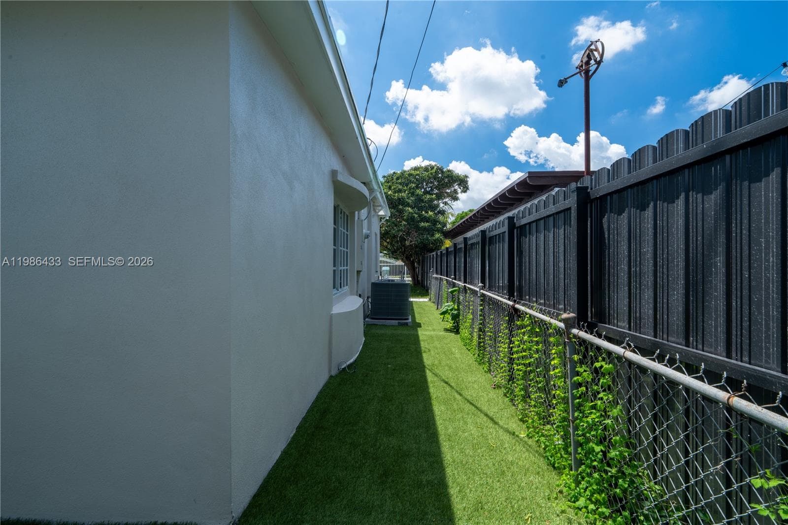 323 NW 104th Ter, Miami FL 33150 — 29