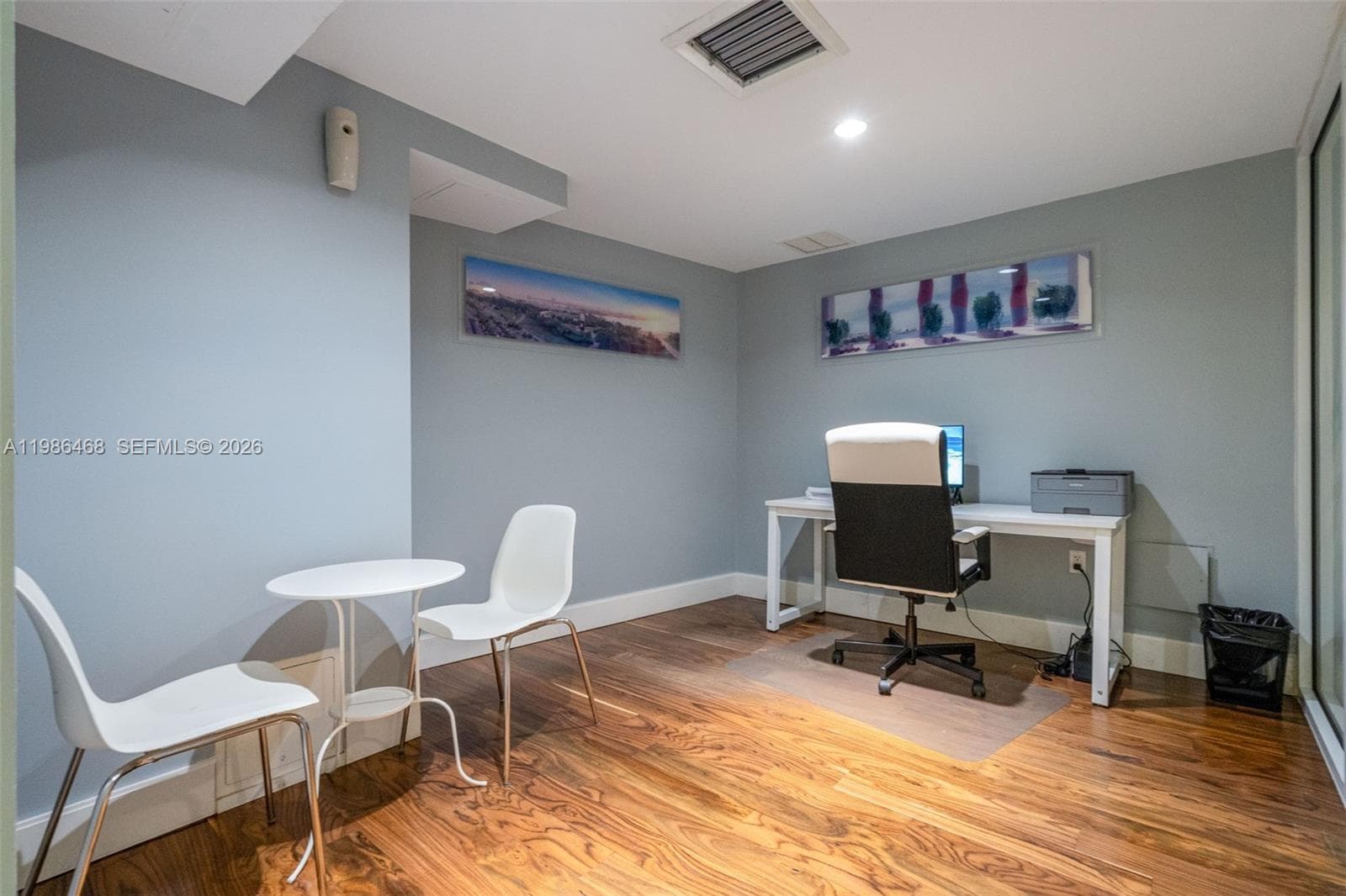 50 Biscayne Blvd # 2507, Miami FL 33132 — 36