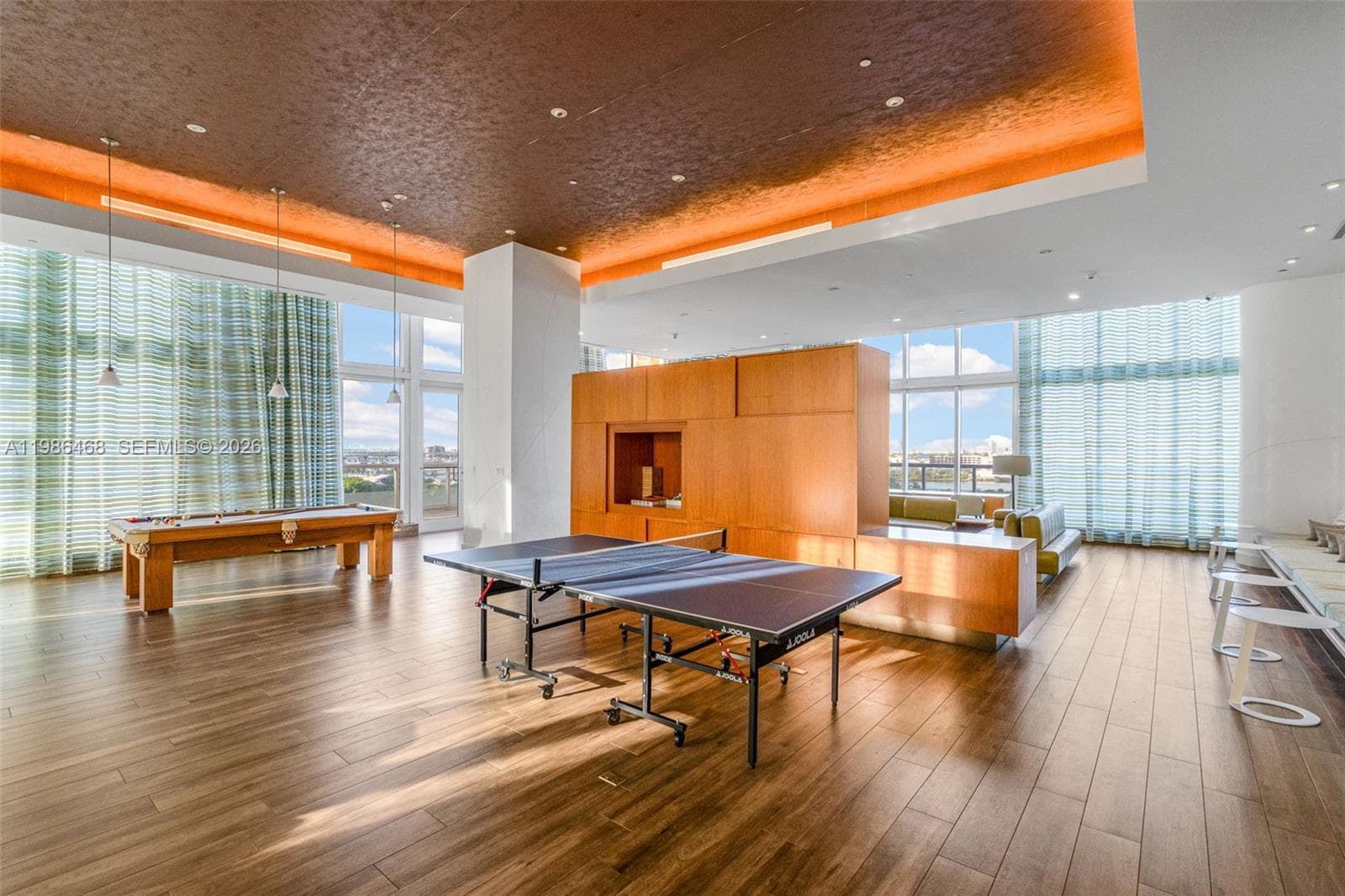 50 Biscayne Blvd # 2507, Miami FL 33132 — 28