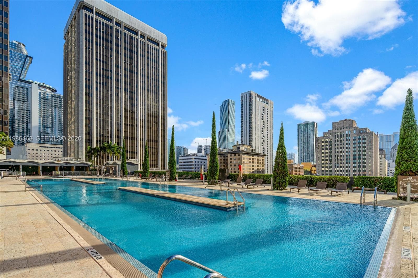50 Biscayne Blvd # 2507, Miami FL 33132 — 33