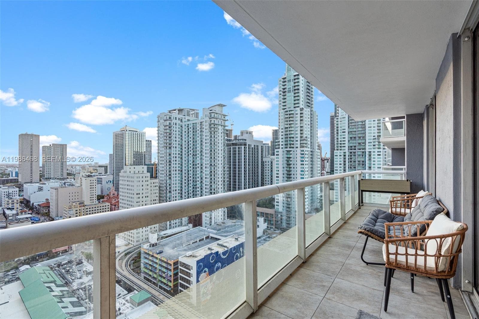50 Biscayne Blvd # 2507, Miami FL 33132 — 18