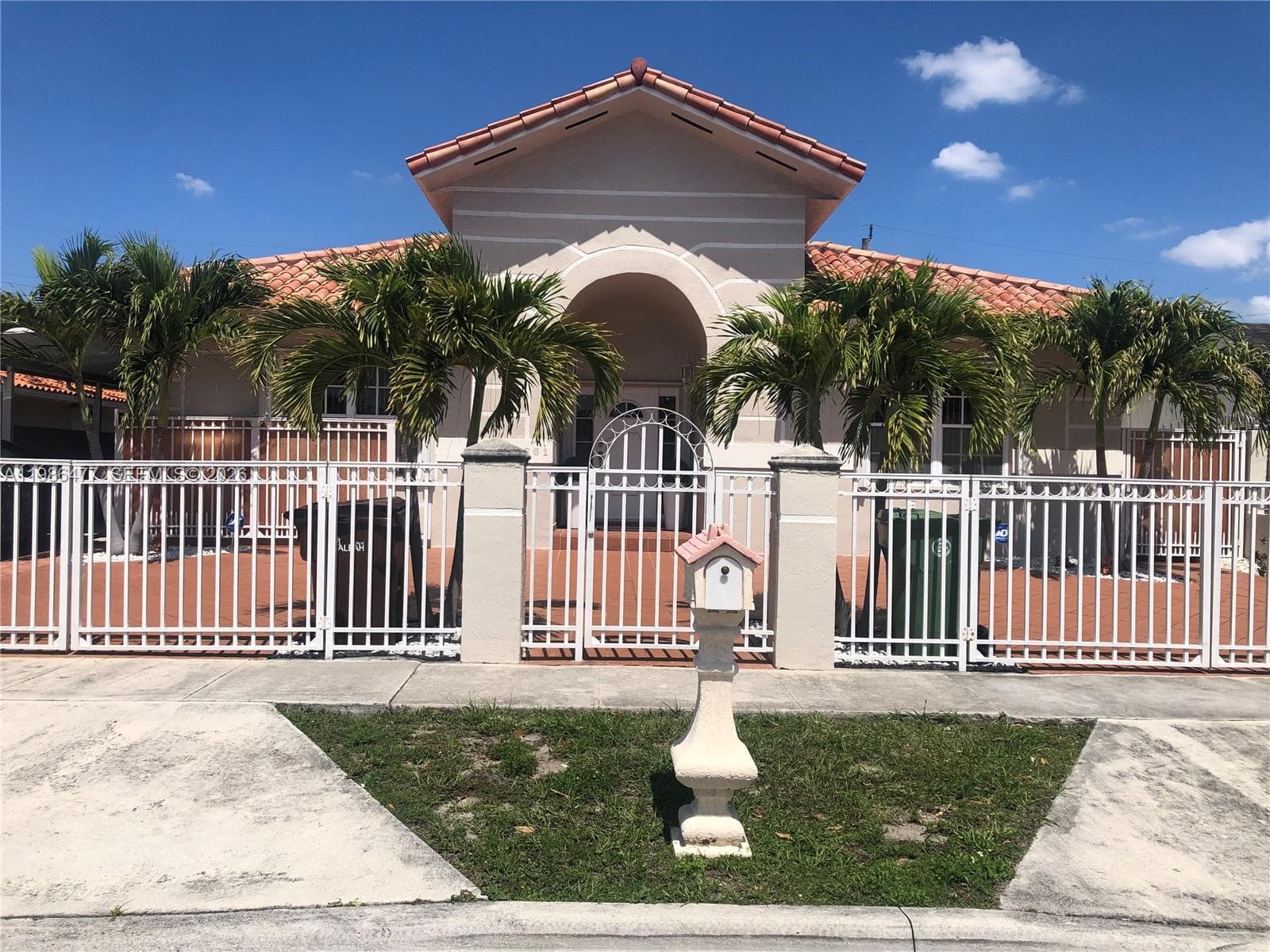 661 NE 4th Pl, Hialeah FL 33010 — 1