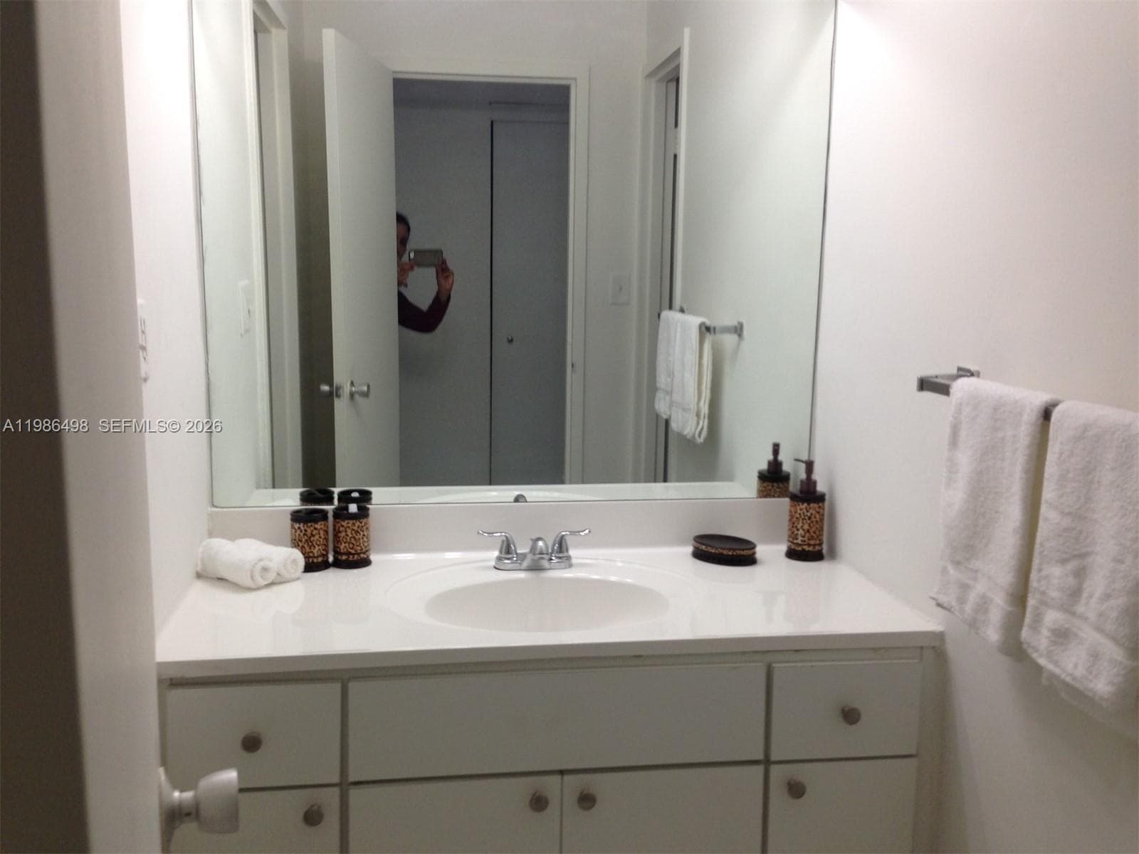 100 Lincoln Rd # 336, Miami Beach FL 33139 — 8