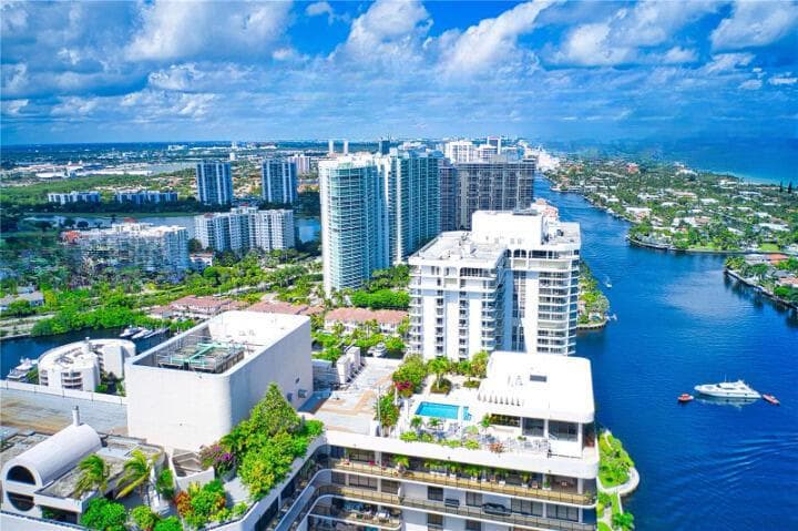 19355 Turnberry Way # 3d, Miami FL 33180 — 36
