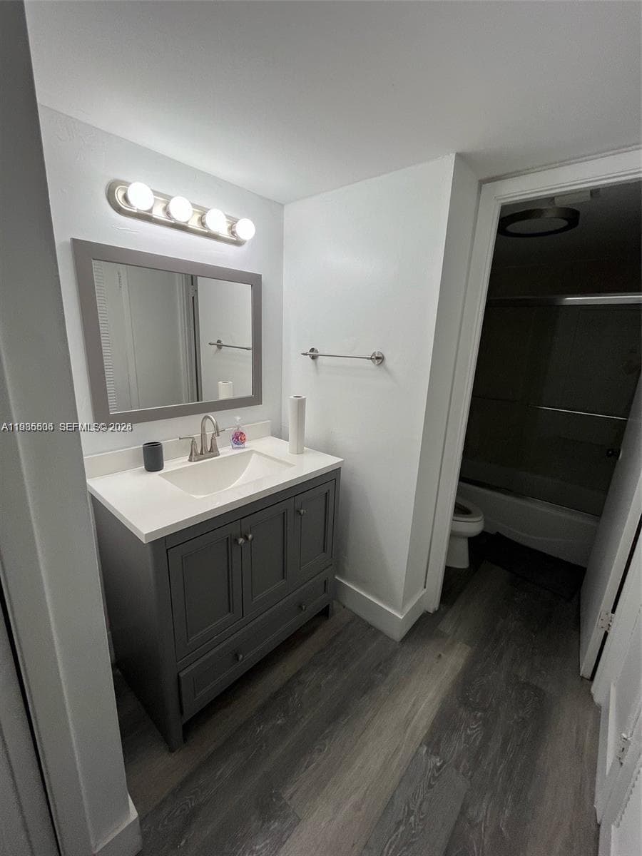 18071 Biscayne Blvd # 1702, Aventura FL 33160 — 9