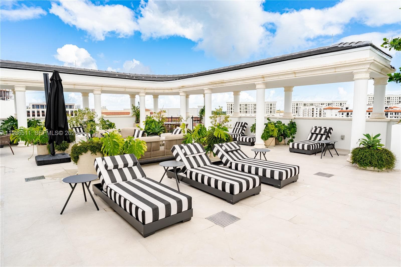 4220 Laguna Street #703 # 703, Coral Gables FL 33146 — 6