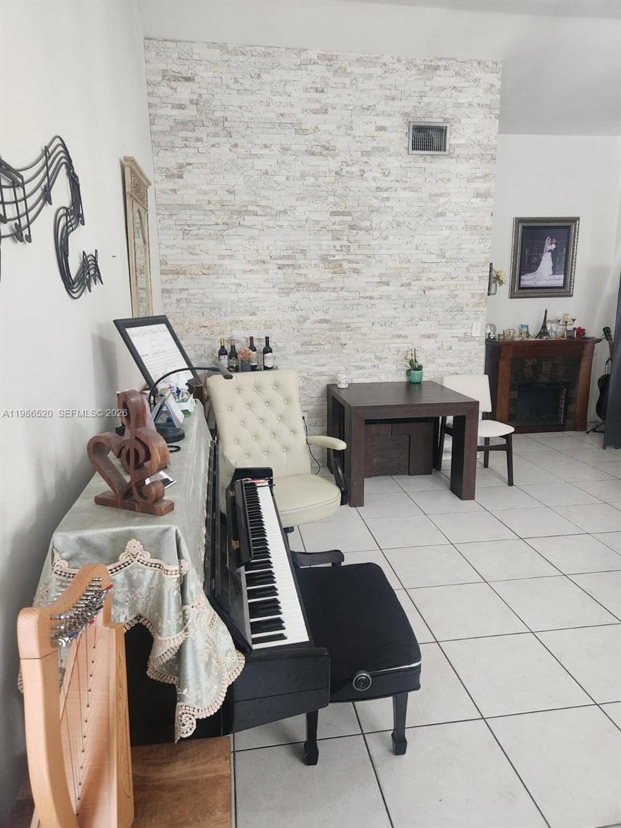 14330 SW 179th Ln, Miami FL 33177 — 6