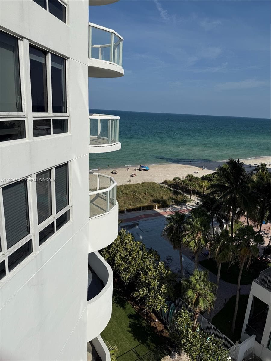6365 Collins Ave # 904, Miami Beach FL 33141 — 14