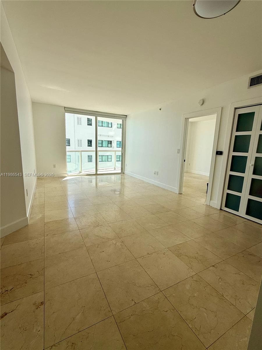 6365 Collins Ave # 904, Miami Beach FL 33141 — 8