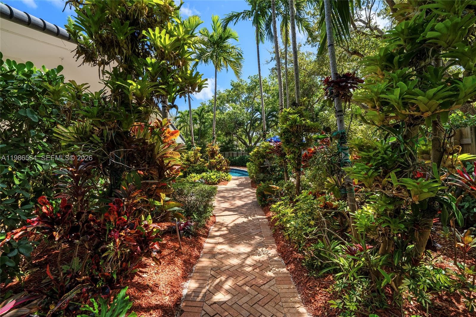 269 Cranwood Dr, Key Biscayne FL 33149 — 71
