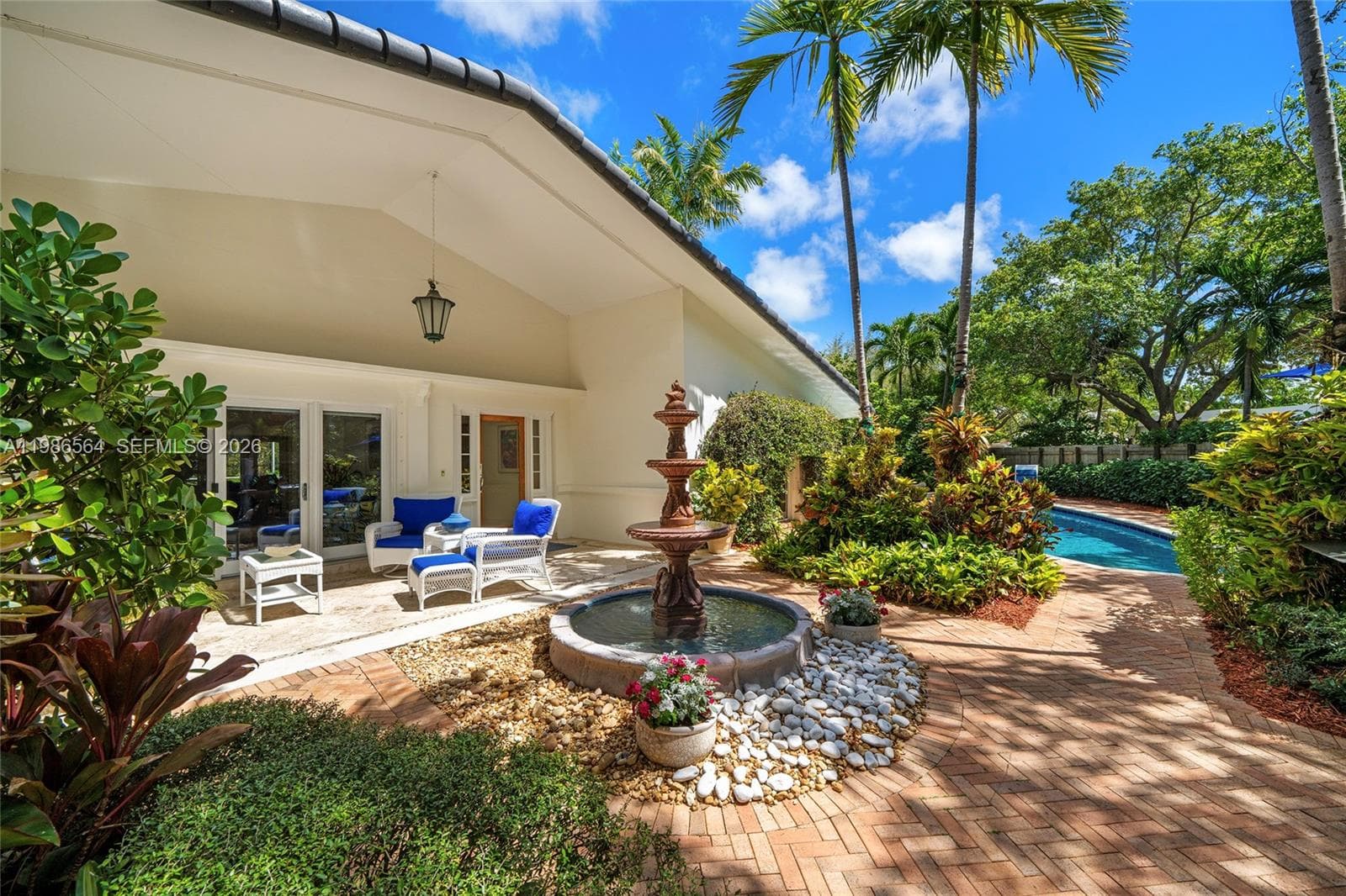 269 Cranwood Dr, Key Biscayne FL 33149 — 18