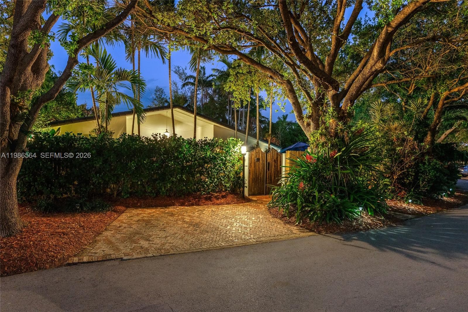 269 Cranwood Dr, Key Biscayne FL 33149 — 21