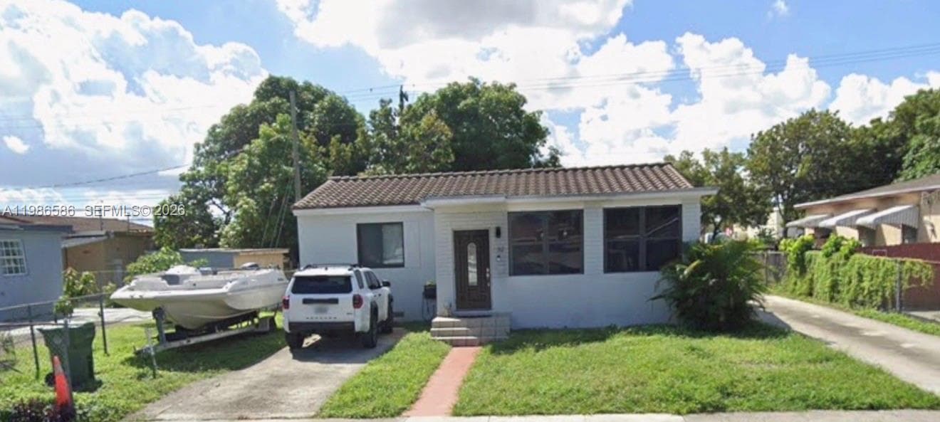52 E 50th Pl, Hialeah FL 33013 — 1