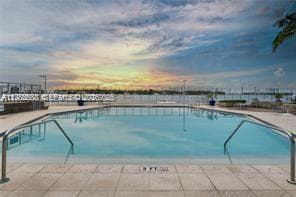 800 West Ave # 523, Miami Beach FL 33139 — 2