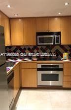 800 West Ave # 523, Miami Beach FL 33139 — 17