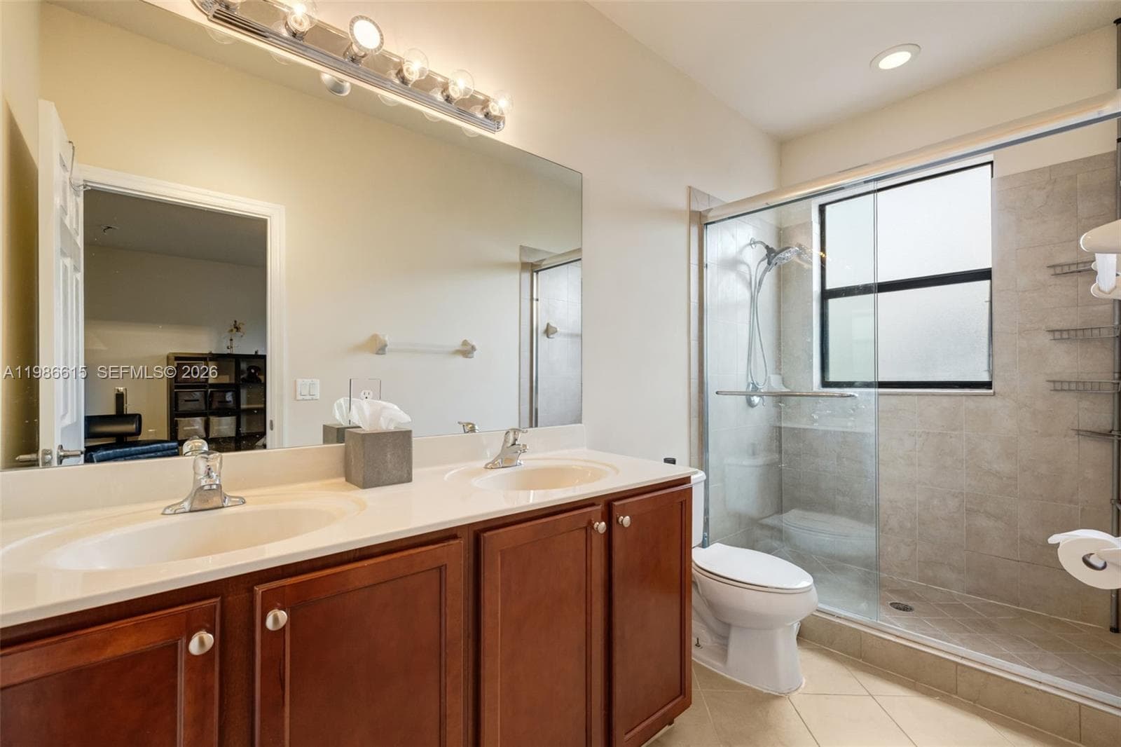 4233 SW 164th Ct, Miami FL 33185 — 32