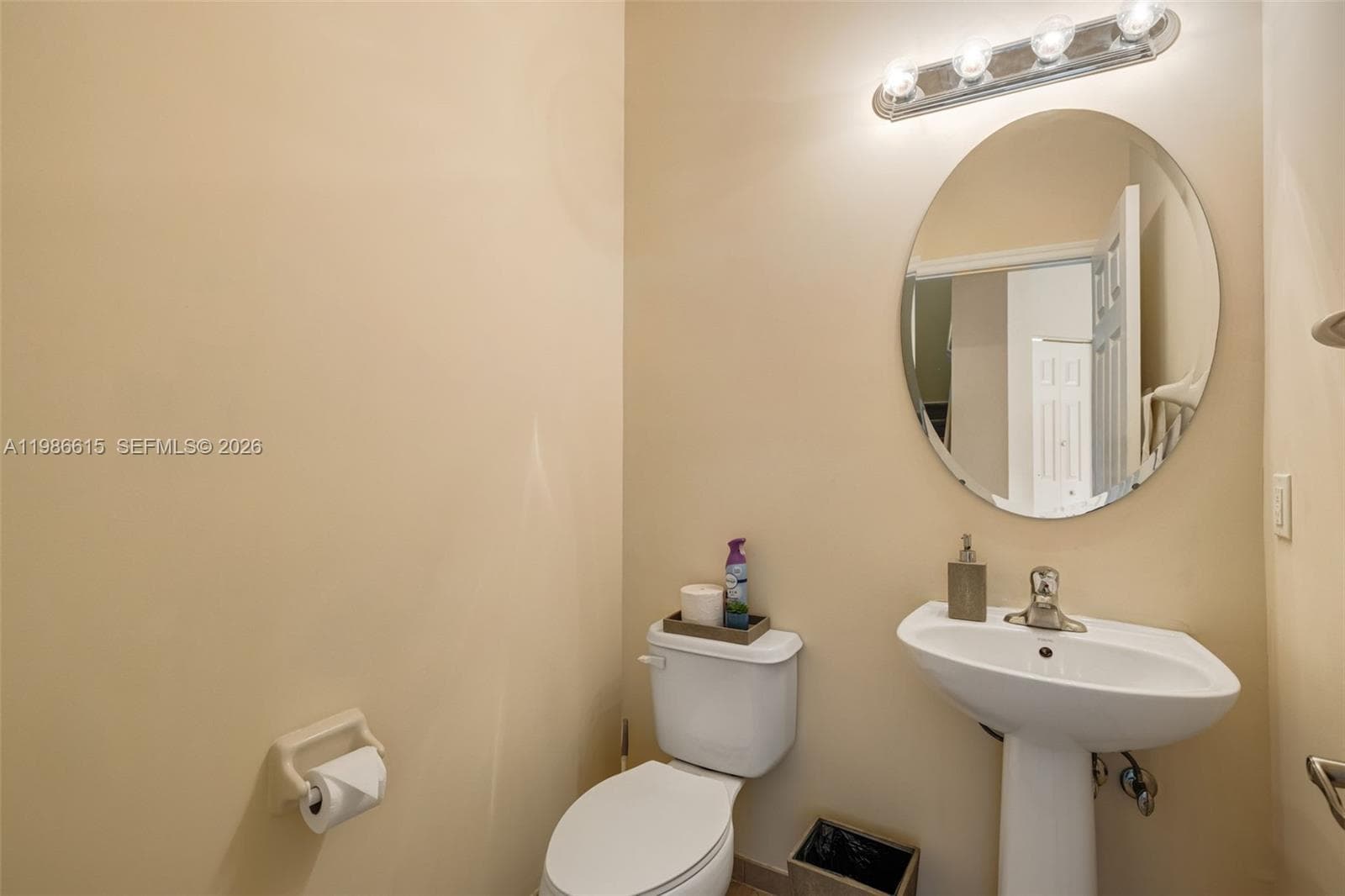 4233 SW 164th Ct, Miami FL 33185 — 20