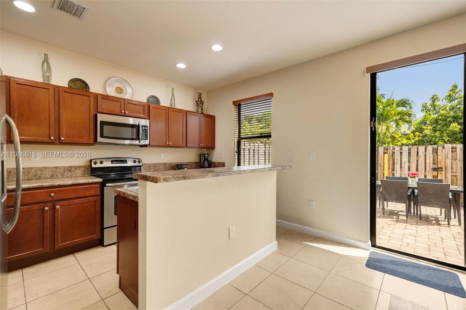 4233 SW 164th Ct, Miami FL 33185 — 11