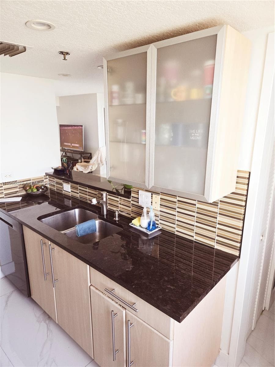 1650 Coral Way # 702, Miami FL 33145 — 3