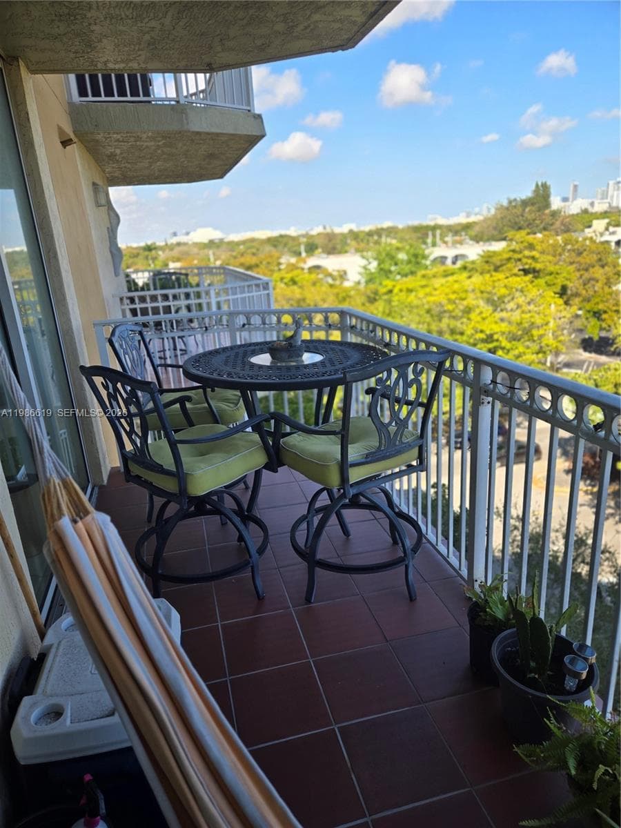 1650 Coral Way # 702, Miami FL 33145 — 37