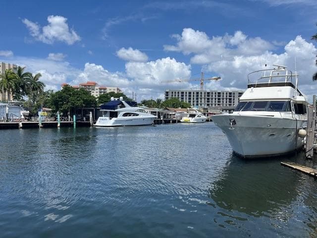 1976 NW 25th Ave, Miami FL 33125 — 14