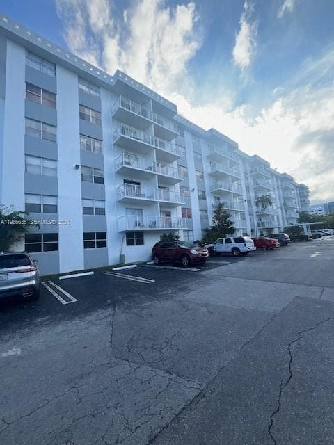 16465 NE 22nd Ave # 118, North Miami Beach FL 33160 — 1