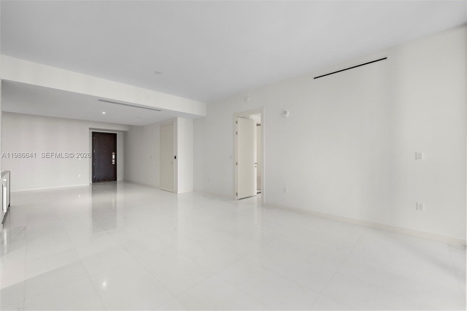 300 Biscayne Blvd Way # 2409, Miami FL 33131 — 17