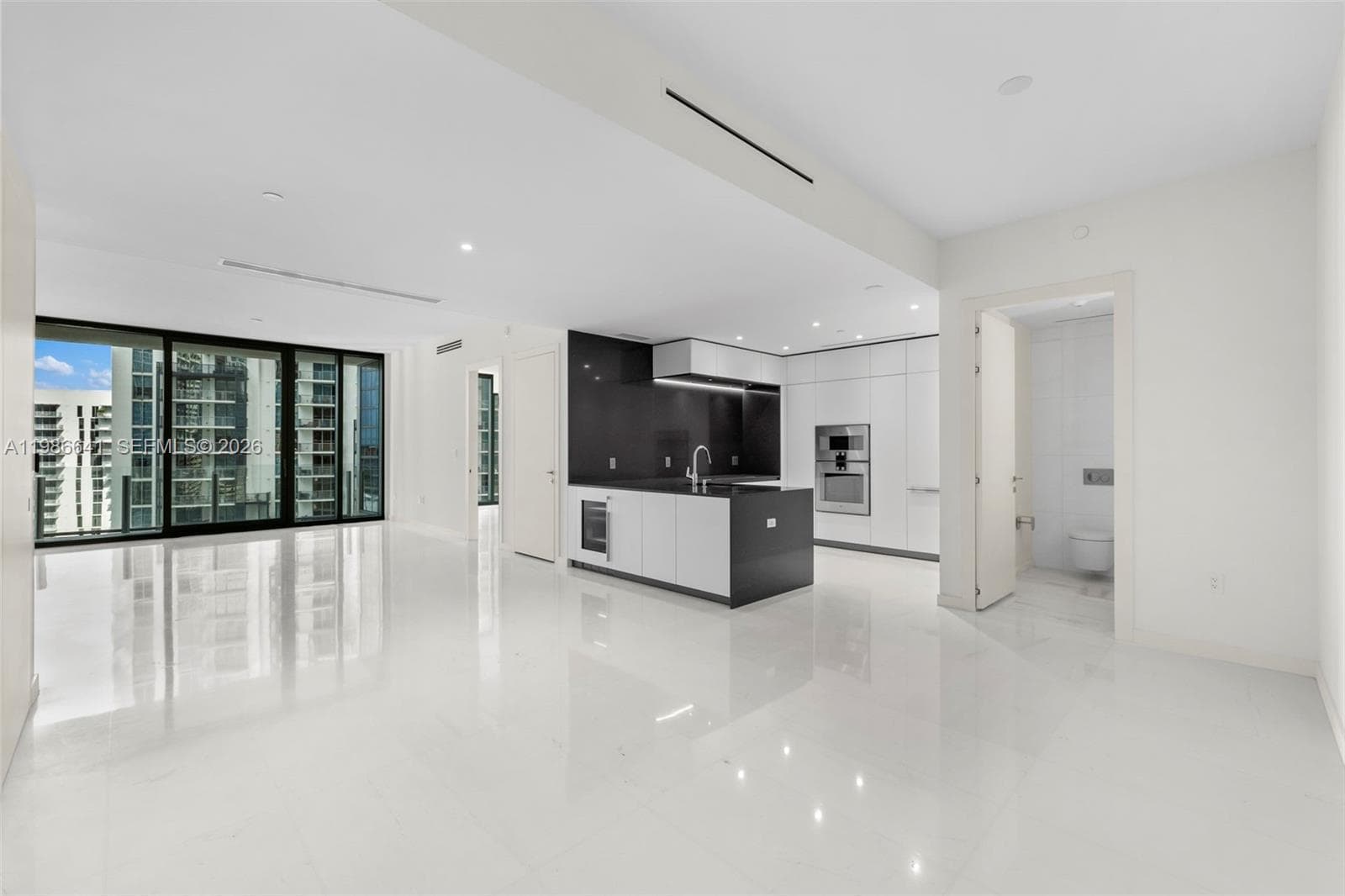 300 Biscayne Blvd Way # 2409, Miami FL 33131 — 3