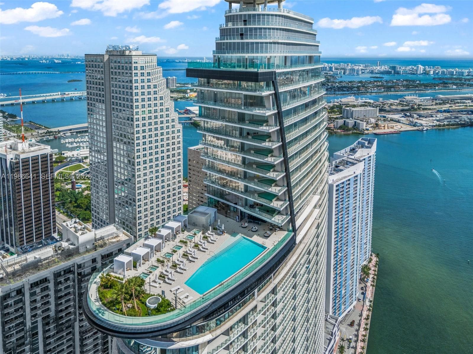 300 Biscayne Blvd Way # 2409, Miami FL 33131 — 1
