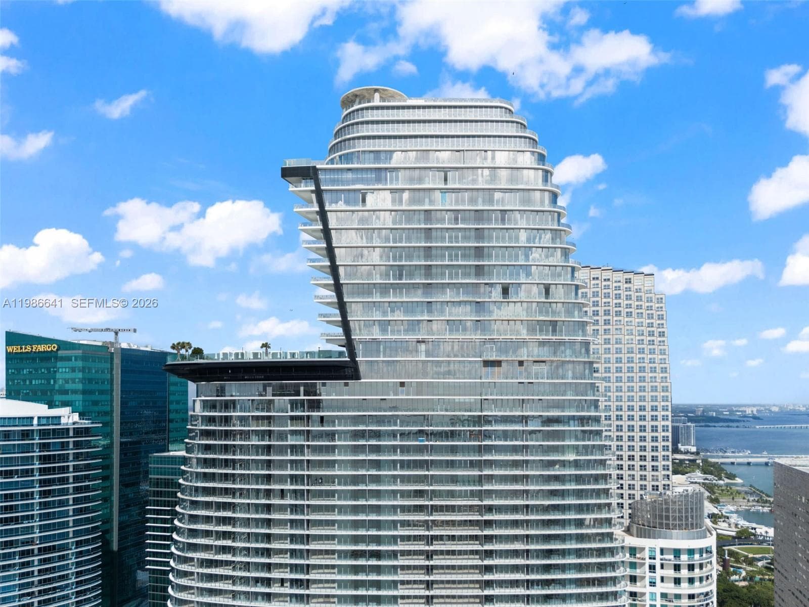 300 Biscayne Blvd Way # 2409, Miami FL 33131 — 54