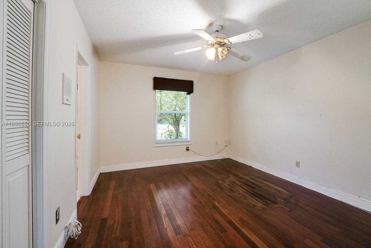10805 SW 128th Ter, Miami FL 33176 — 26