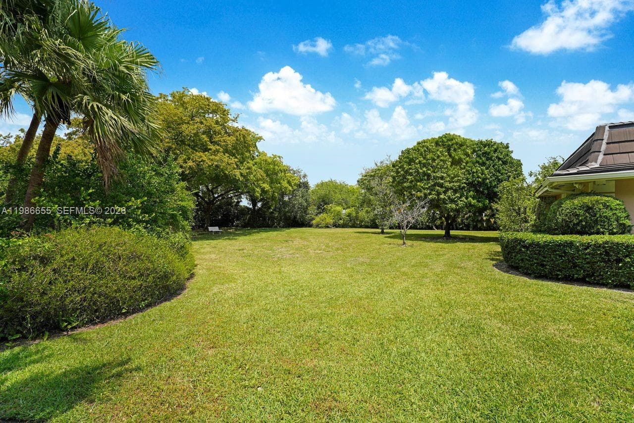 10805 SW 128th Ter, Miami FL 33176 — 33