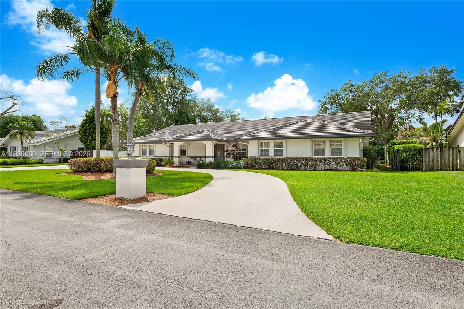 10422 SW 121st St, Miami FL 33176 — 3